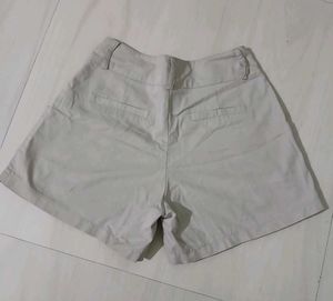 Vintage Tan Khaki Shorts/Grey