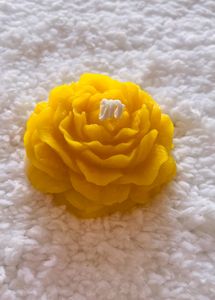 Big Scented  Flowers Candle