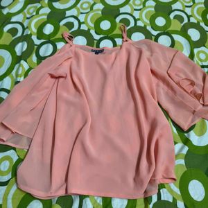10 Assorted Women's Tops Collection