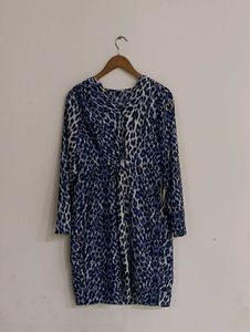 Chic Blue Leopard Print Dress