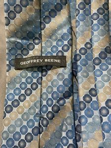 Blue Geometric Pattern Tie