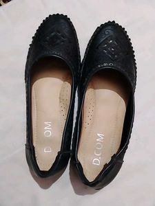 Black Embossed Ballet Flats