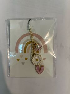 Cute Daisy &amp; Heart Charm Keychain