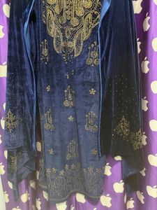 Elegant Blue Velvet Kurta Set