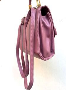 Chic Pink Handbag with Bow Detail