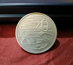 Australia 20 Cents Foreign Coin 2001 (Big Size) 🪙