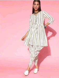 White &amp; Black Zigzag Print Kurta Set