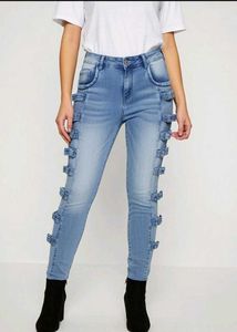 Unique Buckle Detail Jeans