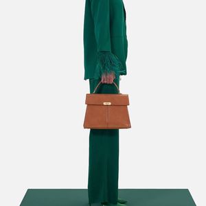 Elegant Brown Leather Handbag