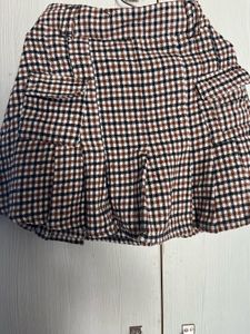 Chic Plaid Mini Skirt