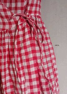 Chic Red Gingham Maxi Dress