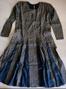 Branded &amp; Non Brand 7 Kurtas Combo Offer