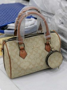 COACH*SPEEDY HIGH QUALITY LEATHER BAG*