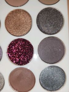 Eyeshadow Palette