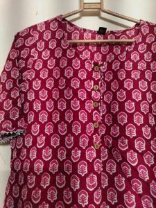 Maroon Printed Kurta