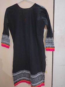 Stylish Black Printed Kurta