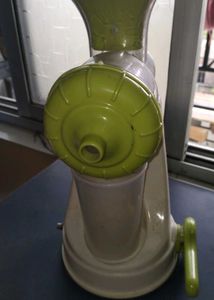 Manual Juicer &amp; Strainer