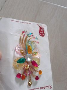 Hair Accessories And Tatoo