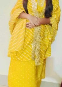 Elegant Yellow Kurta with Dupatta