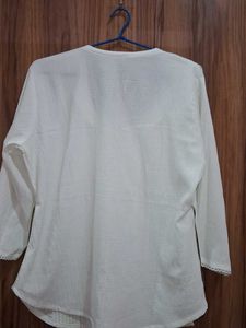 White  silk  y2k top 🤍