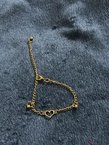 Gold Heart Charm Bracelet