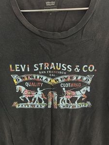 Levis Tshirt