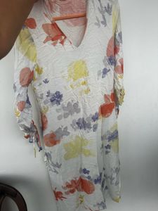Floral Print V-Neck Kurta