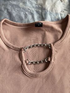 Ribbed Keyhole neck peachish pink crop top