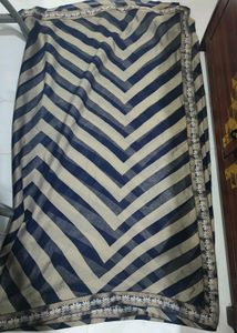 ❤️❤️Elegant Striped Saree ❤️❤️