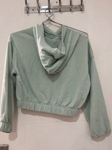 H&amp;M Crop Sweatshirt With Hoodie