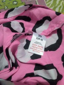 Cute Pink Leopard Print Smocked Dress