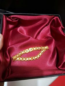 Golden Broad Chain Bracelet
