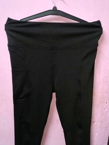 Black Active Leggings with Pockets