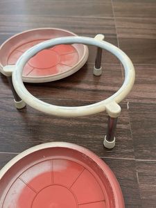 Set of 4 Plant Saucers with Stand