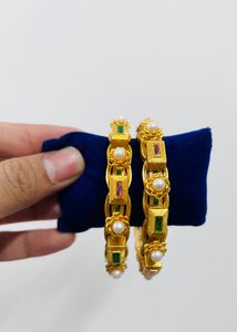 Women Royal Golden Gram Bangles
