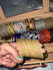 bangle set or kade setin 2'6 size