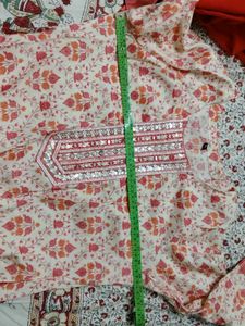 Floral Embroidered Kurti With Pant