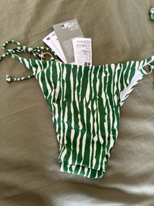 Green &amp; White Zebra Print Bikini Bottoms