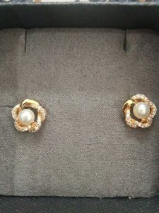Chinese Fashion Fresh Water Pearl Stud