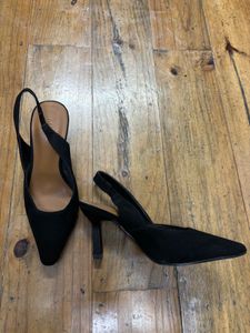 Stylish Black Slingback Heels