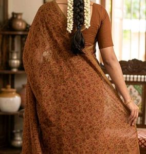 Elegant brown floral printed saree