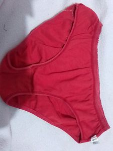 Red Non Paded Bra Panty Set . Size 30