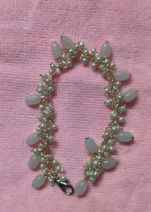 Beaded Bracelet with Charms 💗