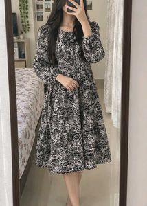 🖤🤍 Black & White Midi Dress✨