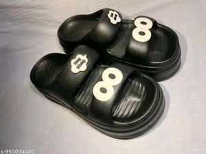Cute Black Slip-on Slippers