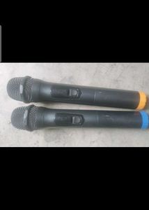 Wireless Microphones Set