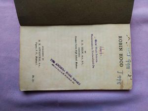 Vintage Robin Hood Book