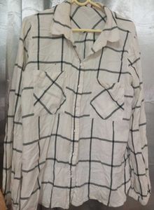 ESPRIT Monochrome Checkered Button-Down Shirt