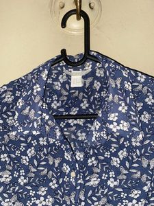Offer Price H&amp;M Blue Floral Print Sleeveless Top