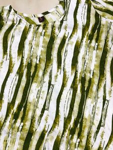 Green &amp; White Abstract Print Kurta